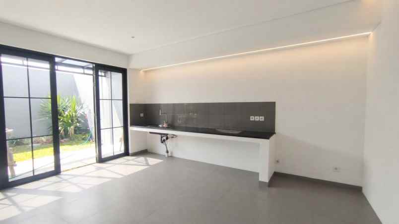 dijual rumah jl dago bandung utara