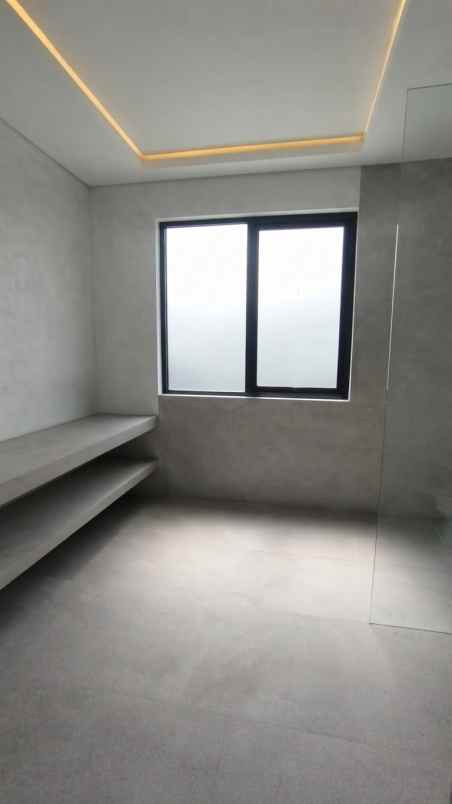 dijual rumah jl dago bandung utara