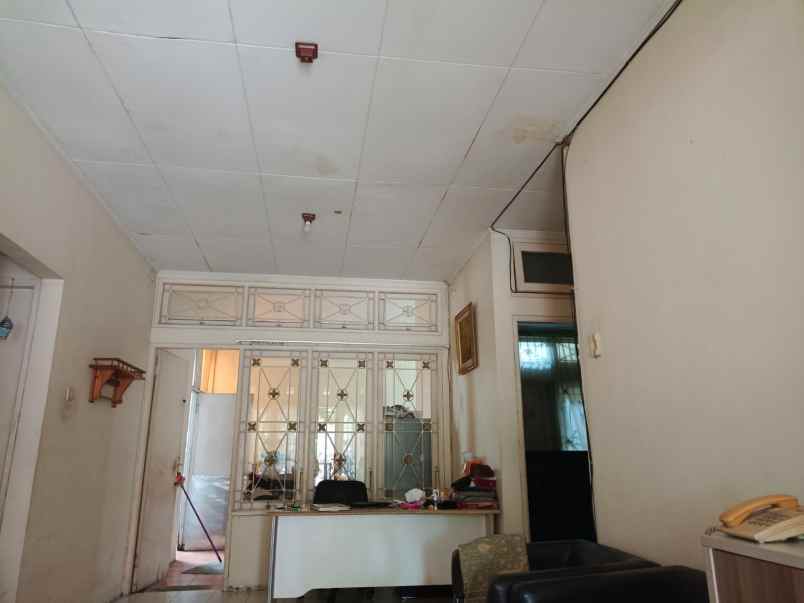 dijual rumah jl gardenialoka