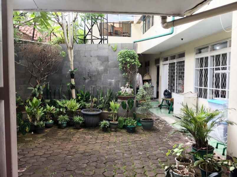 dijual rumah jl guntursari turangga