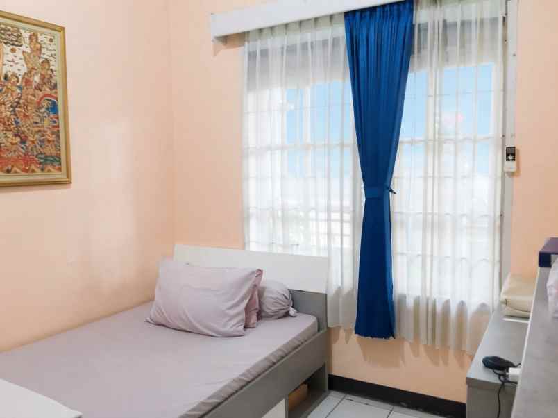 dijual rumah jl guntursari turangga