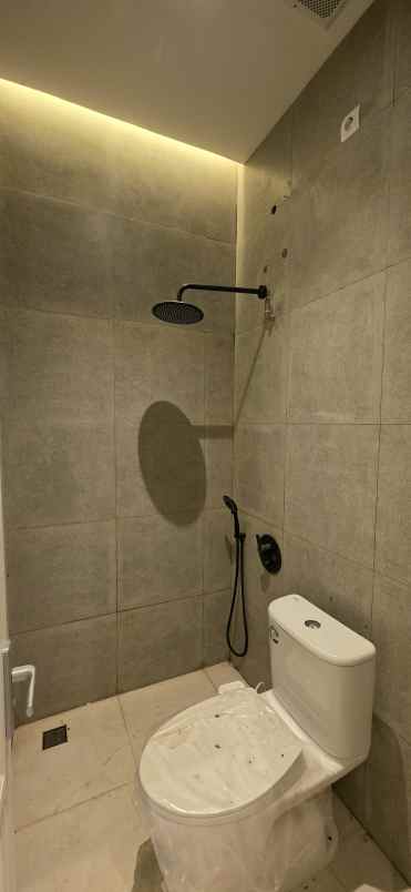 dijual rumah jl kaliurang km 12 5