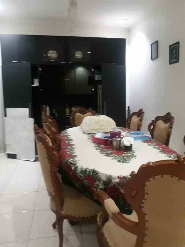 dijual rumah jl kav marinir pondok