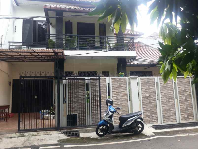 dijual rumah jl kav marinir pondok