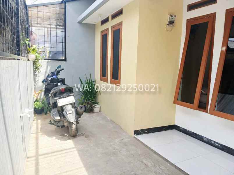 dijual rumah jl kol masturi kp