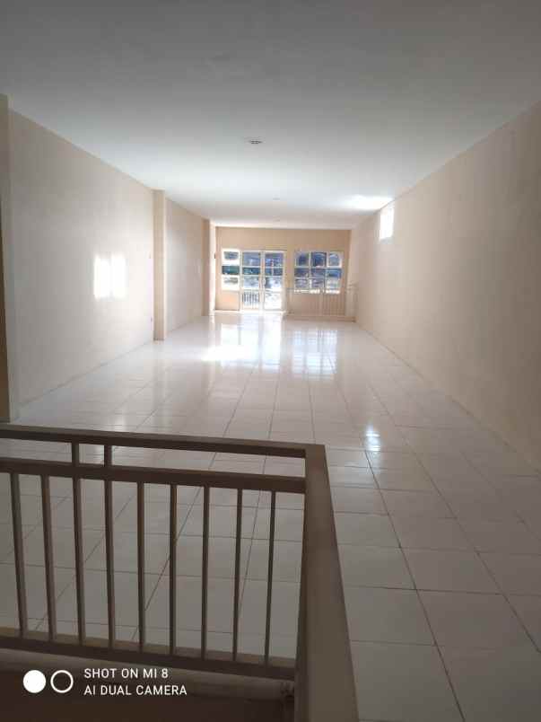 dijual rumah jl kolonel sugiono waru