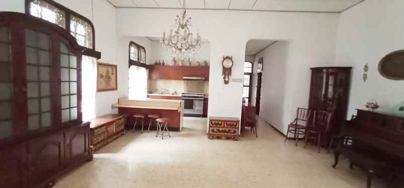 dijual rumah jl laksamana malahayati