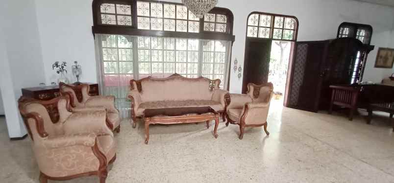 dijual rumah jl laksamana malahayati