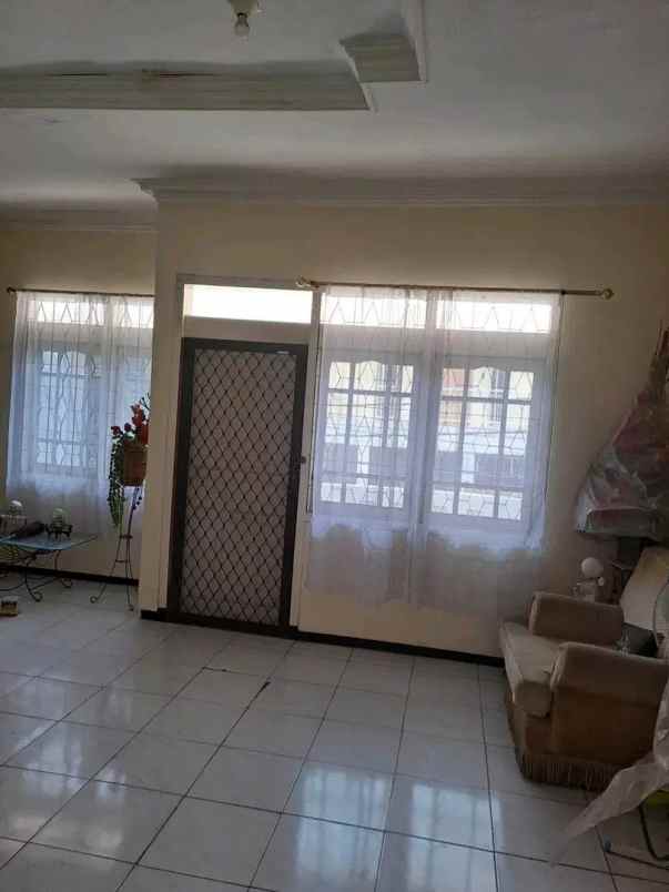 dijual rumah jl lebak arum gading kec