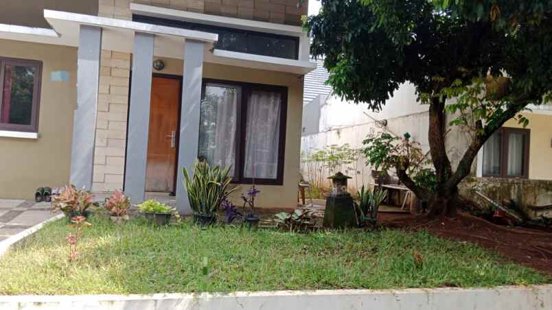 dijual rumah jl lereng indah pondok