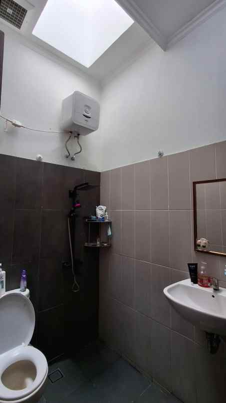 dijual rumah jl malangbong majalaya