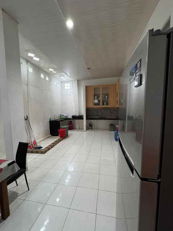 dijual rumah jl menteng indah