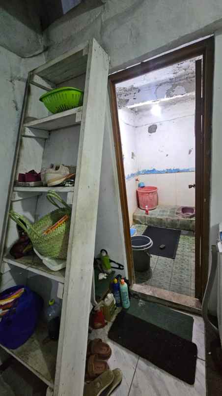 dijual rumah jl pinang ii pondok labu