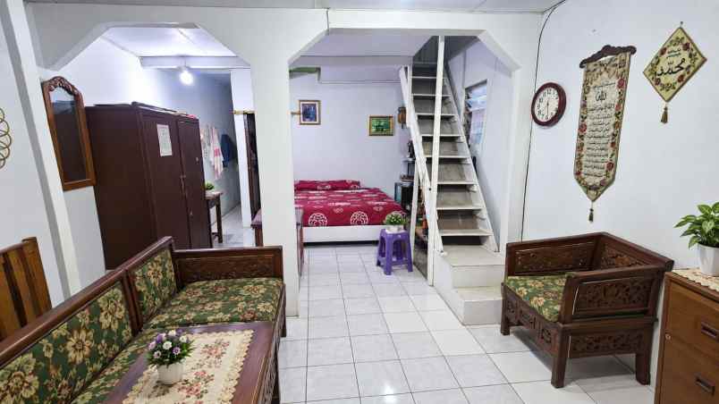 dijual rumah jl pinang ii pondok labu