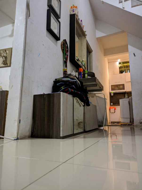 dijual rumah jl pinang ii pondok labu