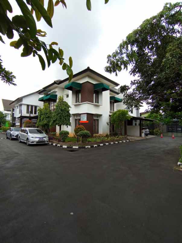 Rumah Dijual Di Hook Dalam Cluster Jatiwaringin Jakarta Timur