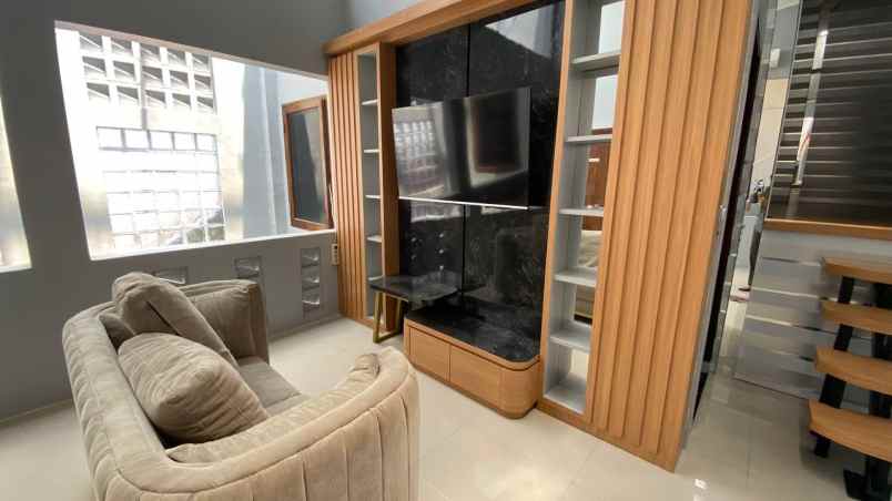 dijual rumah jl raya sukamenak kopo