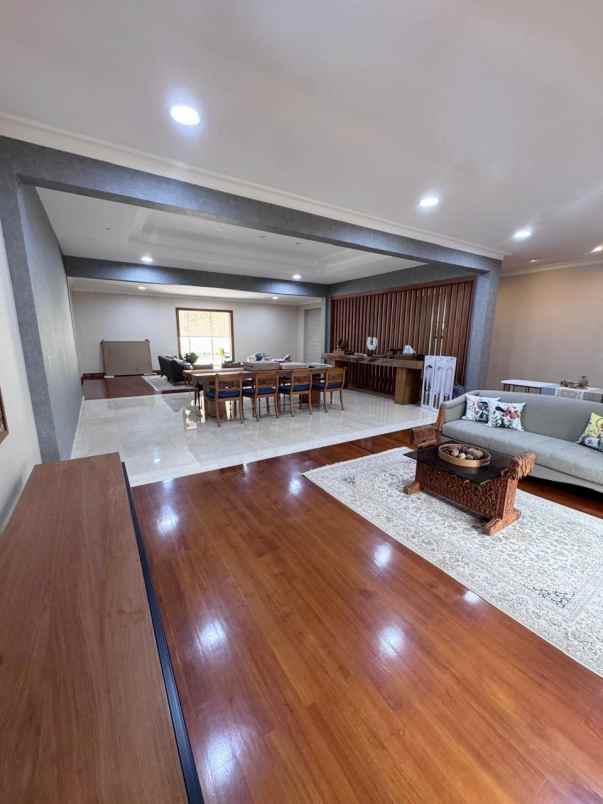 dijual rumah jl sanur indah kelapa