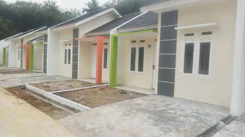 dijual rumah jl setusari desa jatisari