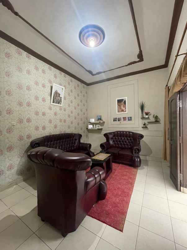 dijual rumah jl sukarata atas