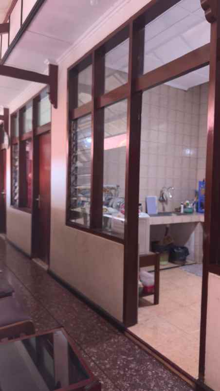 dijual rumah jl tubagus ismail dago bandung