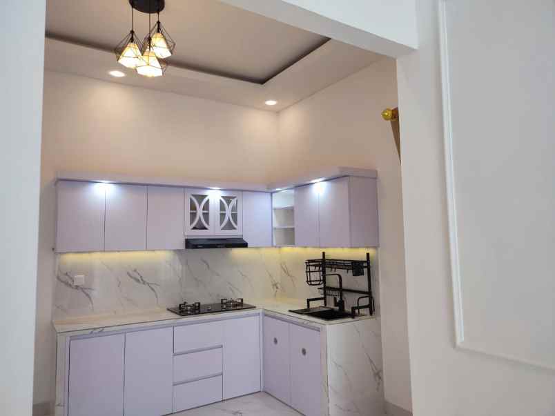 dijual rumah jl wahid hasyim