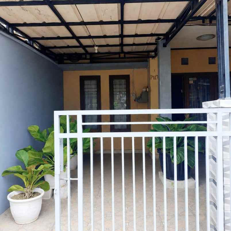 dijual rumah jln mutiara gading 2