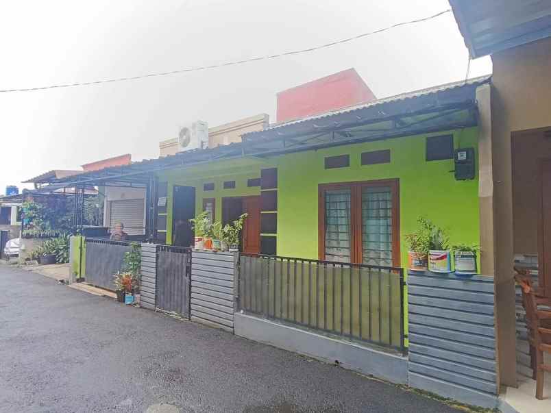 dijual rumah jln raya kalilicin