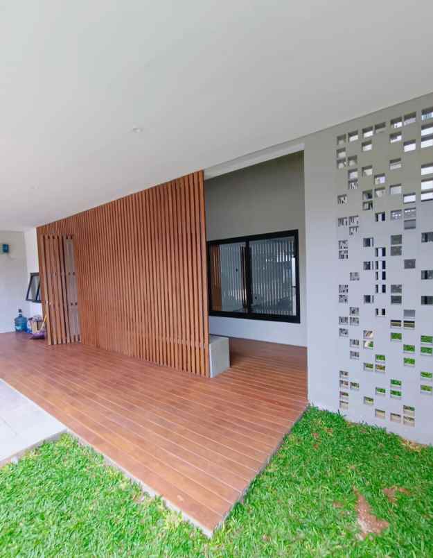 dijual rumah joglo jakarta barat