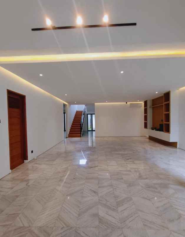 dijual rumah joglo jakarta barat