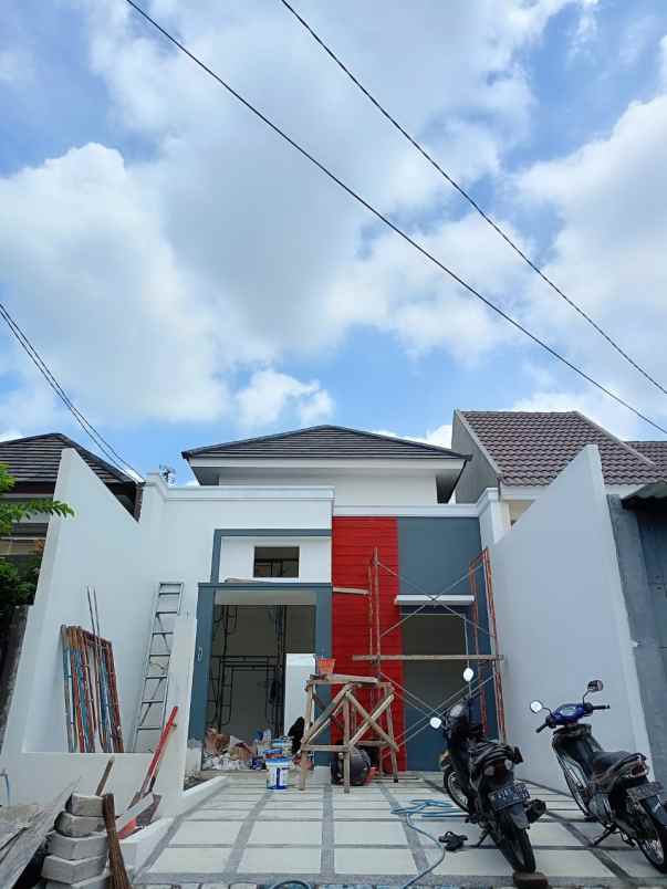 dijual rumah kahuripan nirwana sidoarjo