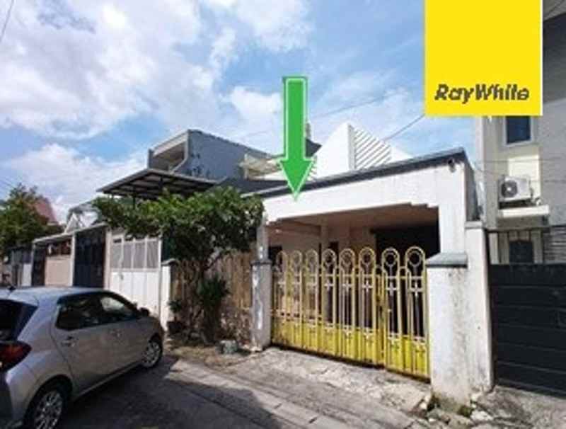 dijual rumah karang asem