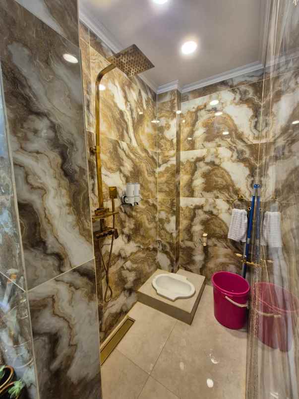 dijual rumah kec parongpong