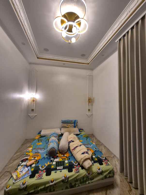 dijual rumah kec parongpong