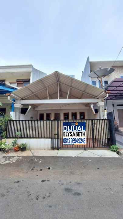 dijual rumah kelapa gading