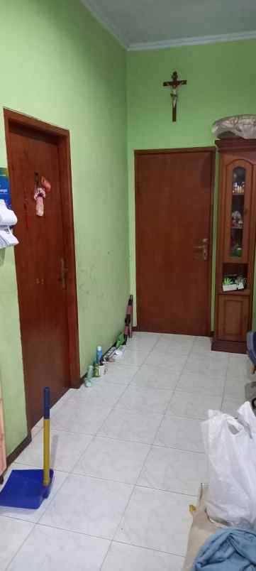 dijual rumah kelapa nias kelapa gading