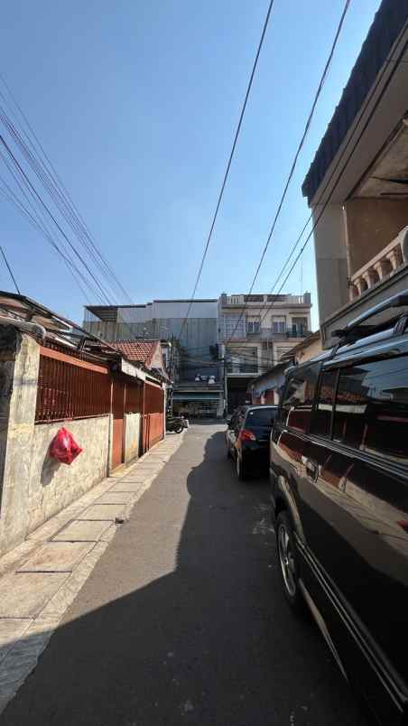 dijual rumah kemayoran