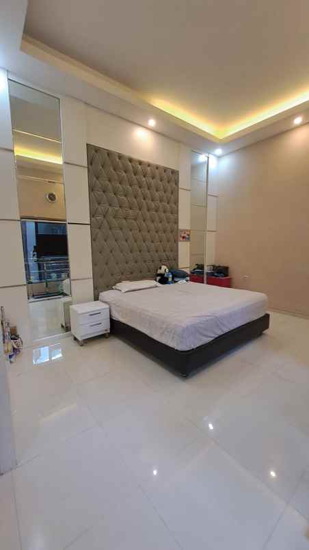 dijual rumah kertajaya
