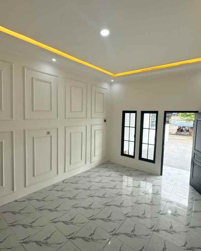 dijual rumah ketileng