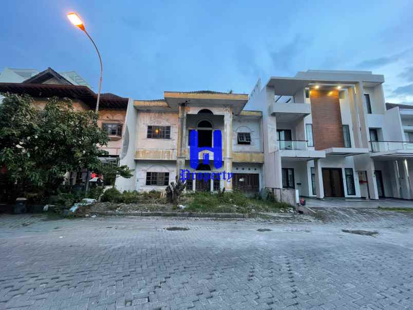 dijual rumah komplek cemara asri jalan