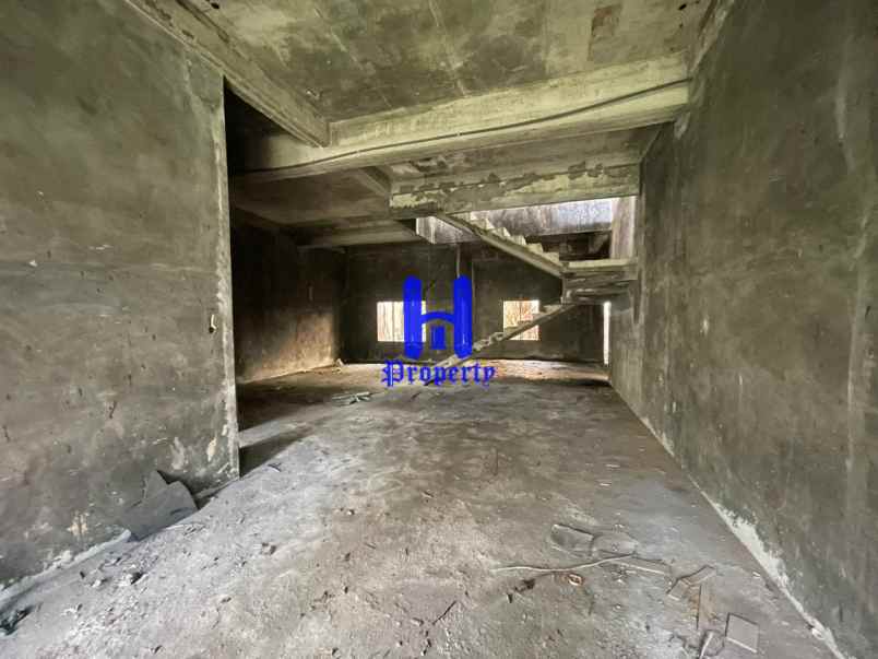 dijual rumah komplek cemara asri jalan