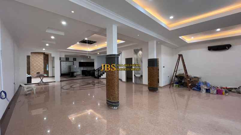 dijual rumah komplek cemara asri jalan