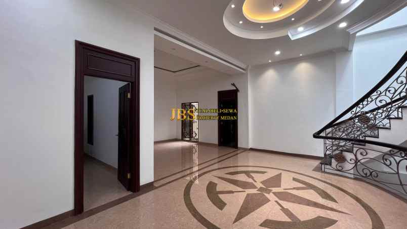 dijual rumah komplek cemara asri jalan