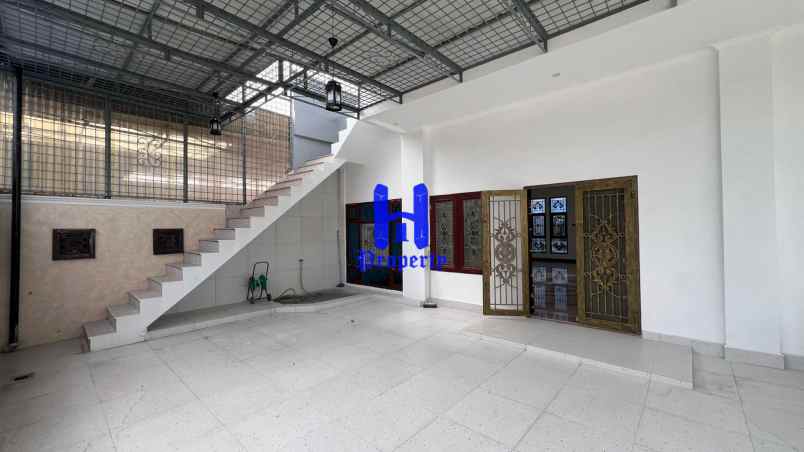 dijual rumah komplek cemara asri jalan