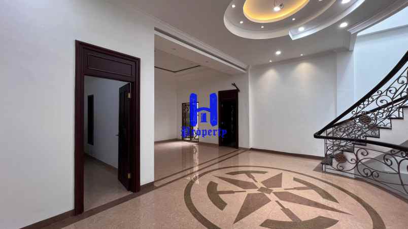 dijual rumah komplek cemara asri jalan