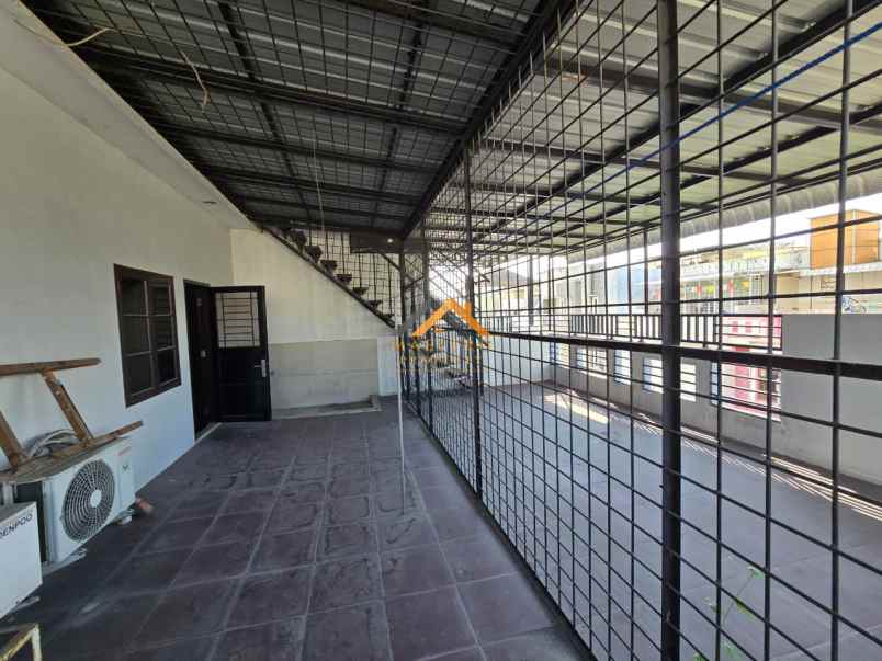 dijual rumah komplek cemara asri jalan