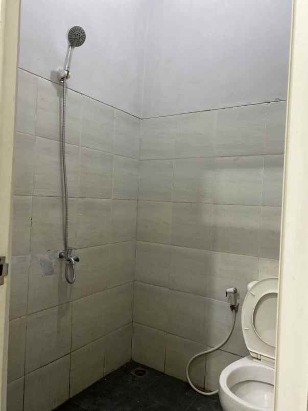 dijual rumah komplek cilame