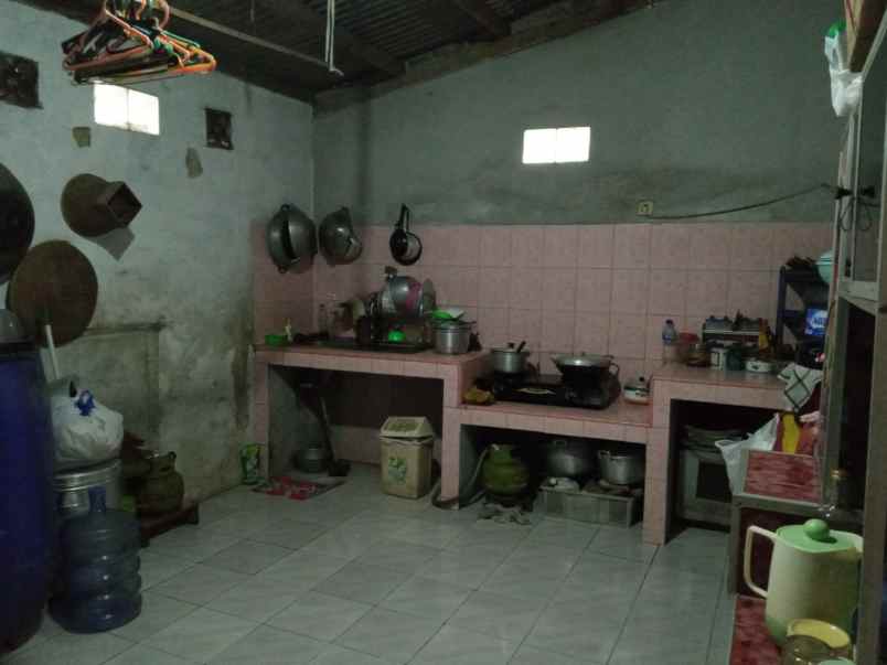 dijual rumah komplek gadobangkong