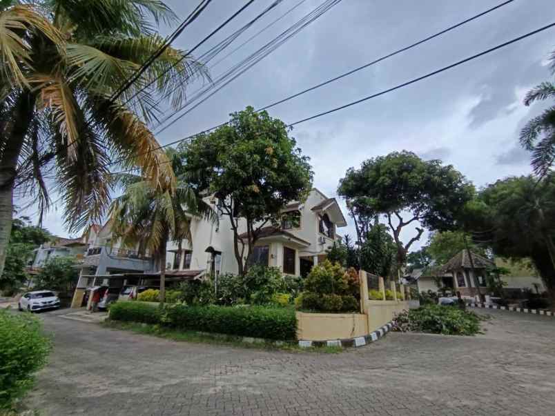 dijual rumah komplek prima bintaro