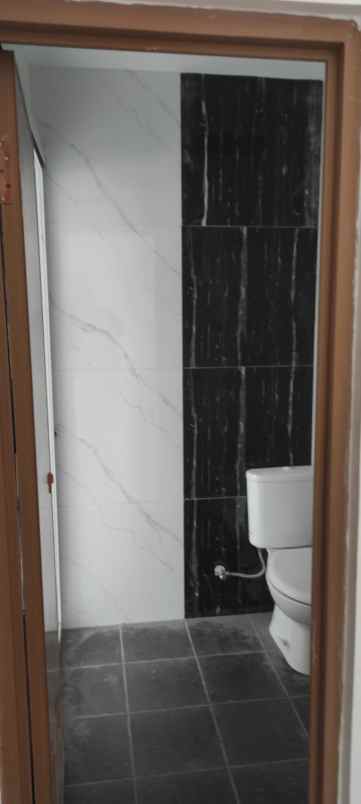 dijual rumah komplek taman bunga cilame